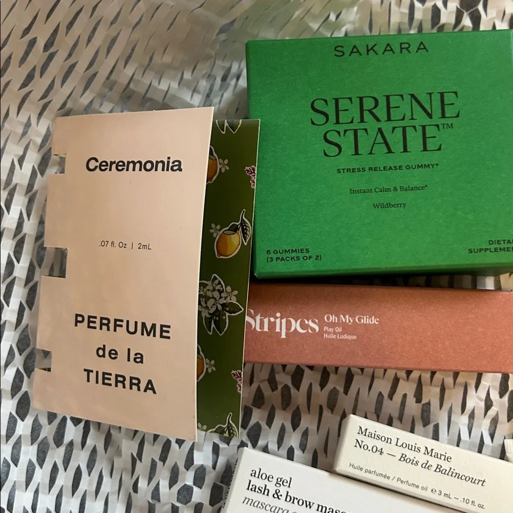 Credo Gift Bundle - Picture 2 of 4